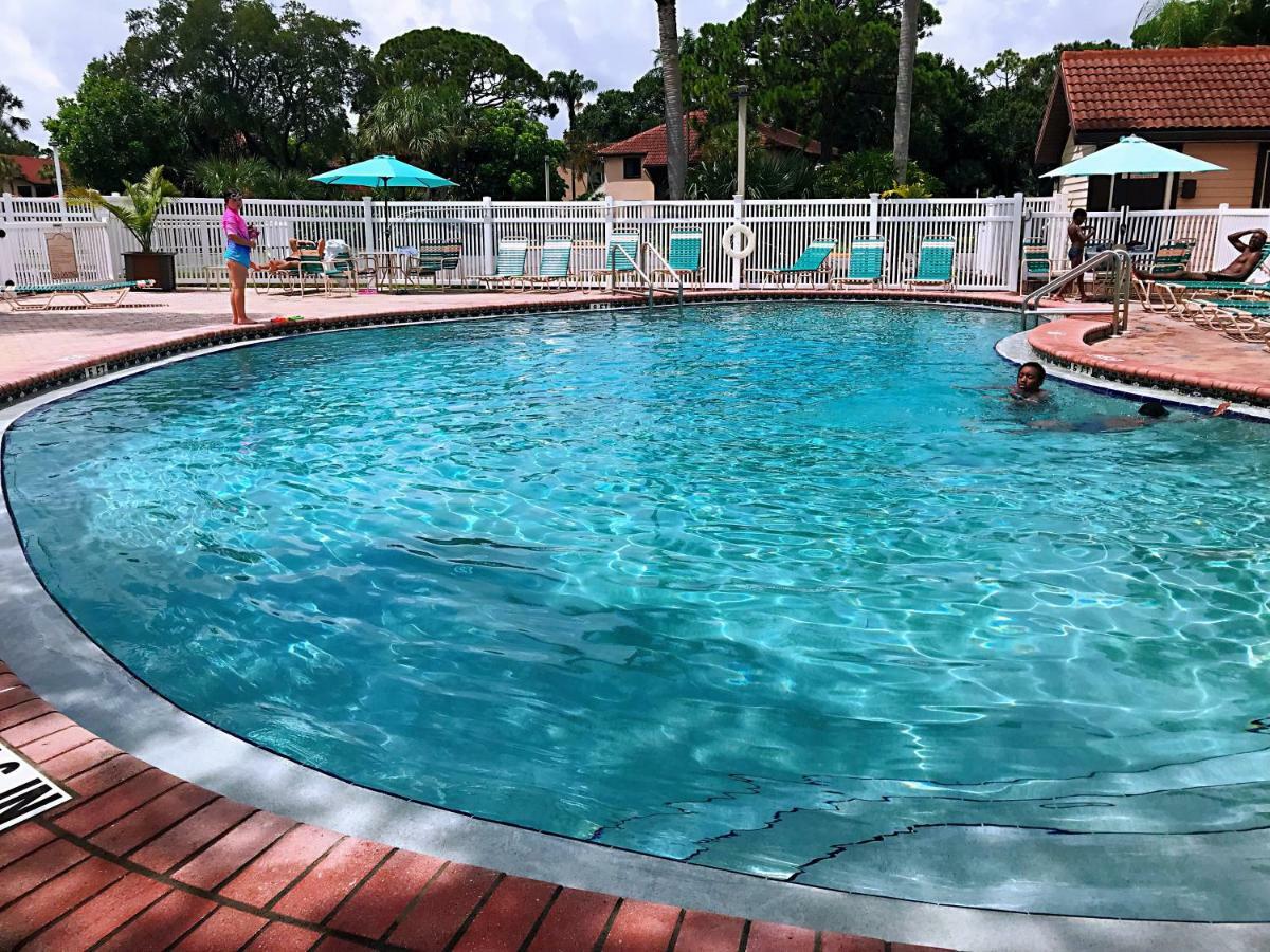 Shorewalk Full Condo Lake View Near To Beach Img Bradenton Kültér fotó